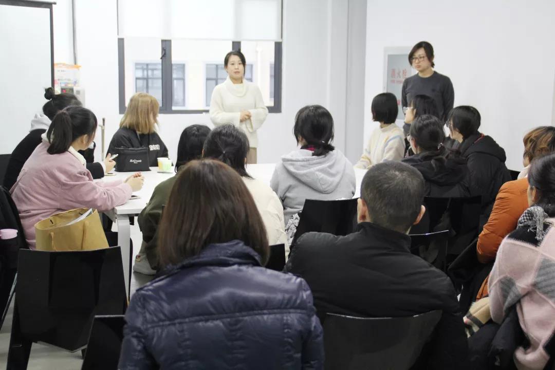 16: 30  考試正式結束，招生主管講解后續流程